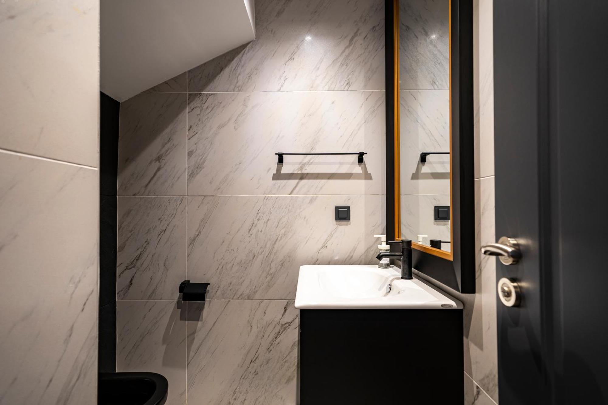 Beyoglu Benesta Residence, 2 Bedroom Duplex No-231 Istambul